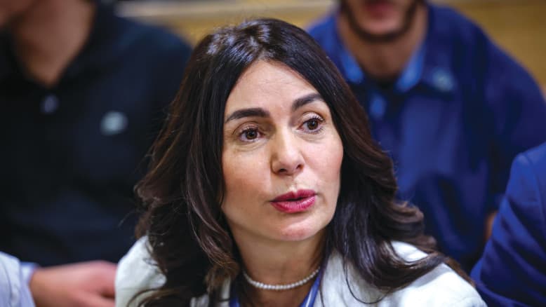 במקום לדאוג לתעופה הישראלית  - רגב ארגנה לעצמה נשף פורים | משה נסטלבאום