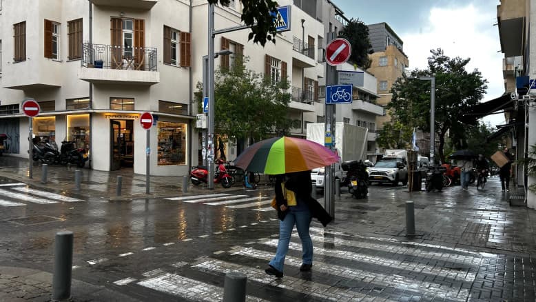מעונן וגשום? שינויים במזג האוויר בצפון ובמרכז - ממש בקרוב | תחזית מזג האוויר