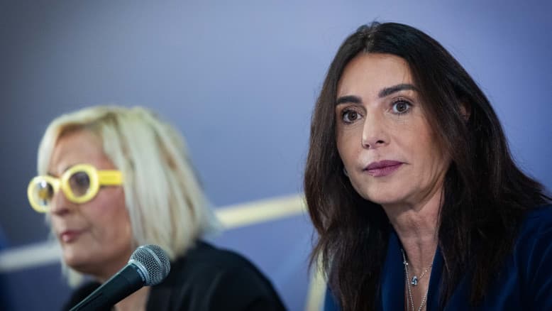 נוסעים יישארו תקועים? הרבנים הראשיים זעמו על המהלך של רגב