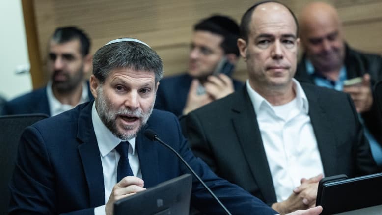 בצלאל סמוטריץ' פרסם את מתווה הפיצויים להורים - וחטף: "אין ניתוק כזה"