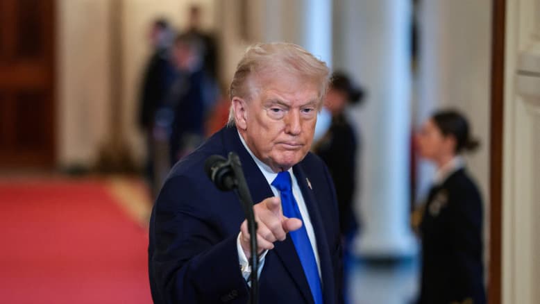 "ההנהגה האיראנית שינתה קו": אהוד יערי רומז שמו"מ מתקרב