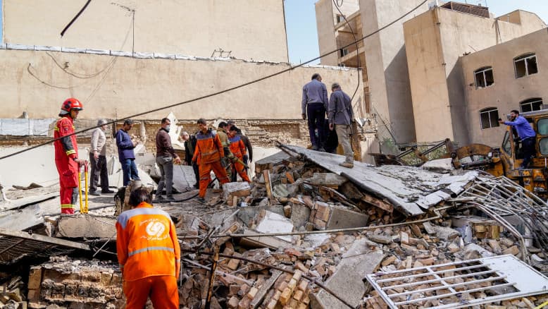 צה"ל מחסל את צמרת הפיקוד האיראנית - עשרות טילים נורו על ישראל