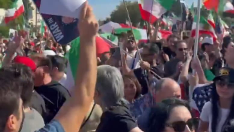 בעולם חוגגים, בניו יורק טיימס מהללים: הזווית שמעוררת סערה על חיסול חמינאי