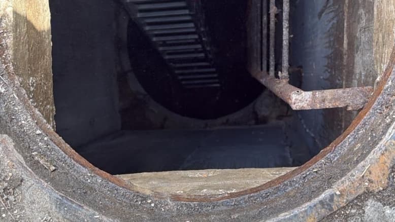 במסווה של בור ביוב - מנהרה חוצה משטחי איו"ש נחשפה בצפון ירושלים