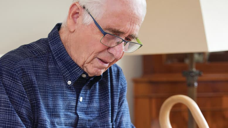 "אני בת 87, ואיבדתי את שמחת החיים שלי": רפי קרסו משיב לשאלות הבהולות