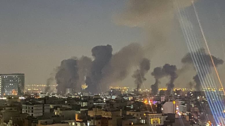 השמדת מטוסים, תחמושת והרי מזומן: המהלומה הלילית במהראבאד| צפו