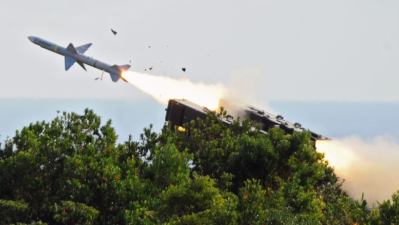 1.9 טון של דיוק קטלני: הטיל הישראלי האדיר שחיסל את חמינאי