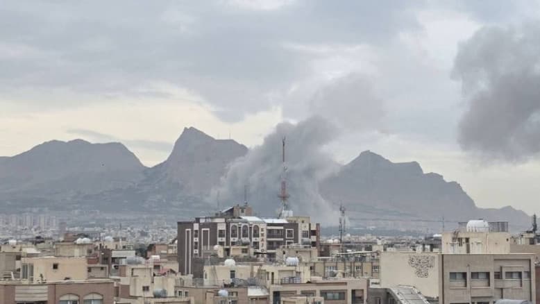 צה"ל החל בגל תקיפות נוסף ברחבי איראן