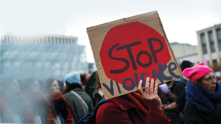 במלחמה הזאת יש נשים בלי מרחב מוגן | תמר שוורץ
