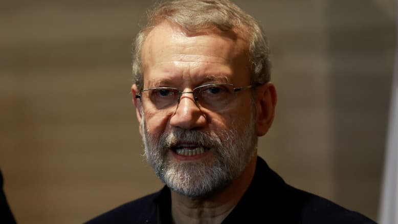 עם עיניים על הירושה: איש הצללים של חמינאי תופס פיקוד באיראן