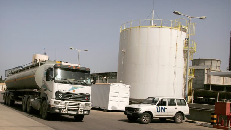 תקרית חריגה בעזה: רכיב ירי סטה ממסלולו ופגע במשאית דלק של האו"ם