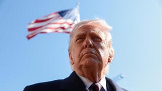 מו"מ תחת אש? טראמפ: "ההנהגה החדשה באיראן ביקשה לדבר, והסכמתי"