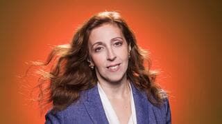 יעל פרנק חיה חיי נוחות בווילה בסביון. עד שהתגלה שבעלה מעל במיליונים