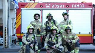 "טסים לזירה בידיעה שכל שנייה יכולה להציל חיים": המערכה בעיניים של לוחמי האש